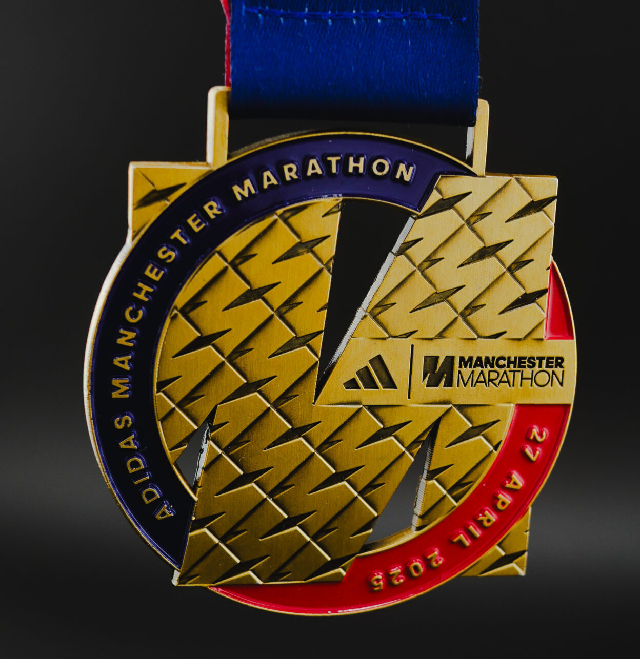 ANNOUNCED YOUR 2025 MEDAL Manchester Marathon